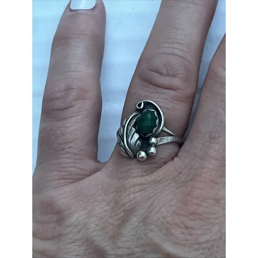 Vintage Navajo Southwestern Malachite Sterling Silver Ring & Earrings Set “EVA”